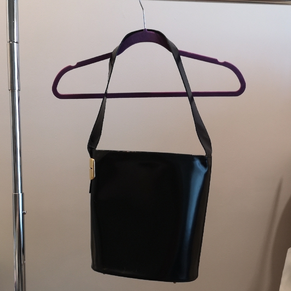 Gucci Black Patent Bucket Shoulder Bag with Gold Hardware